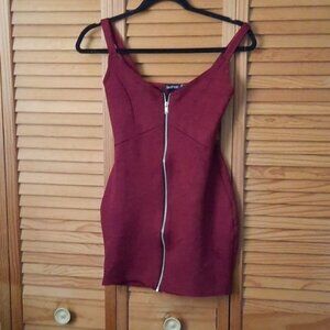 Boohoo Maroon  Faux Suede Camisole Zip Up Vneck Dress Size 0